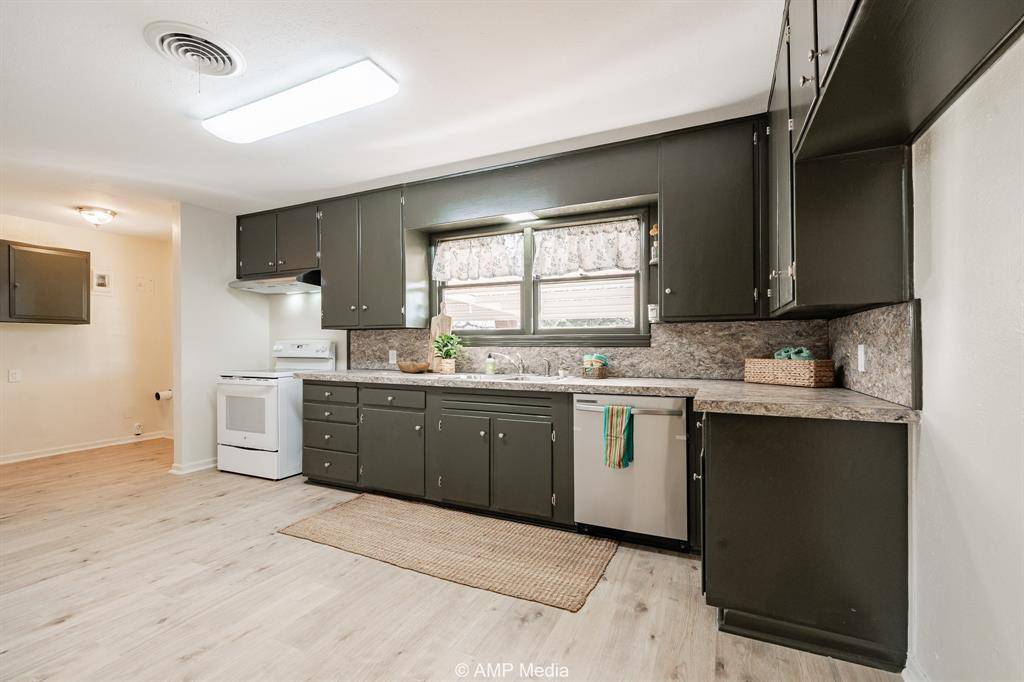 Stamford, TX 79553,911 S Anson