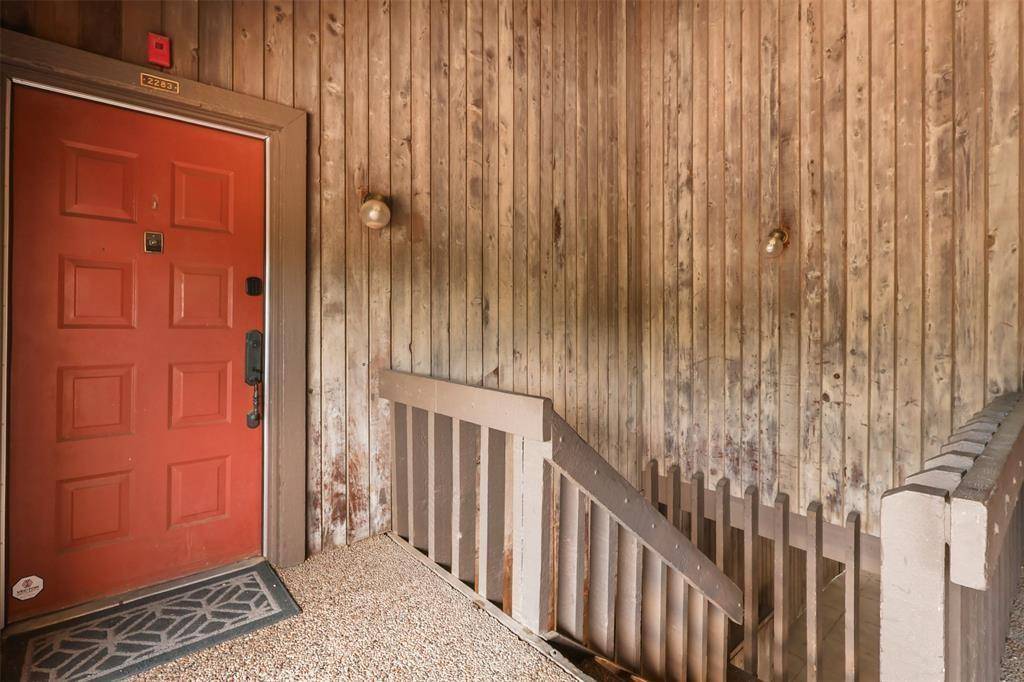 Irving, TX 75062,4557 N O Connor Road #2283