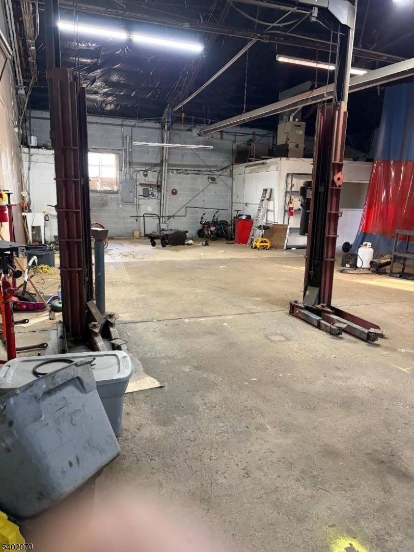 Bloomingdale Boro, NJ 07403,111315 1St Street