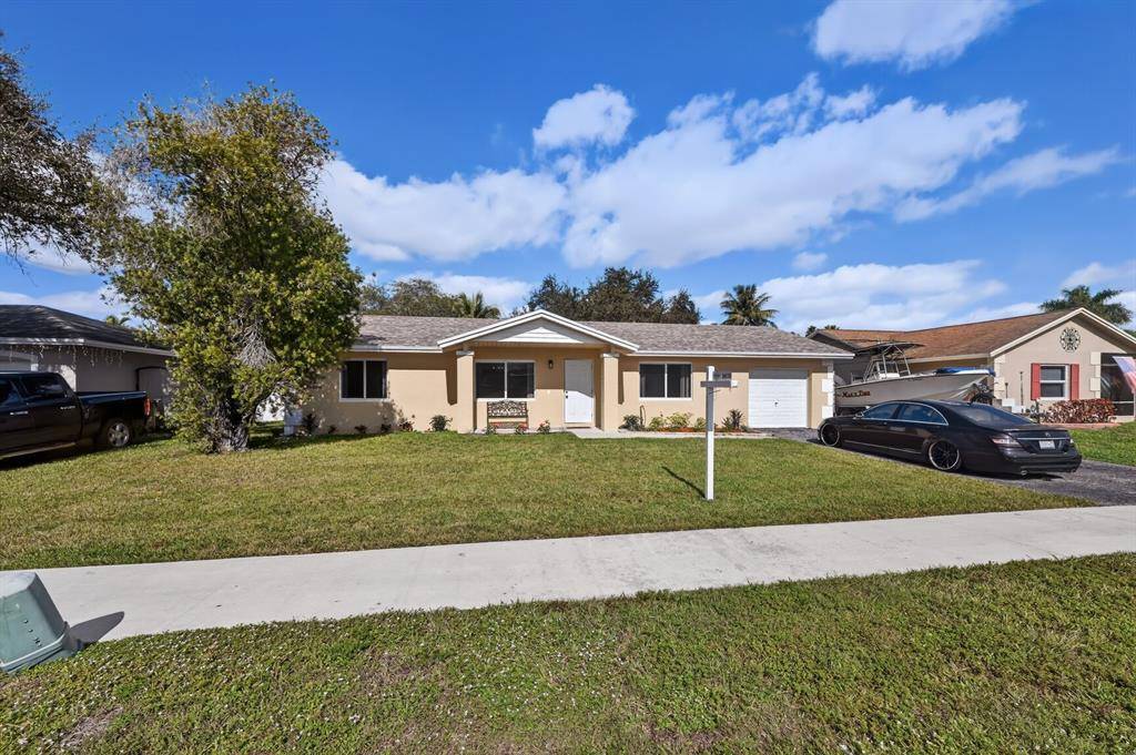 Davie, FL 33325,12541 SW 10th Ct