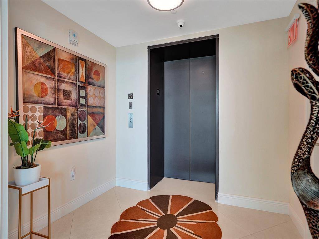 Fort Lauderdale, FL 33316,101 S Fort Lauderdale Beach Blvd #1606