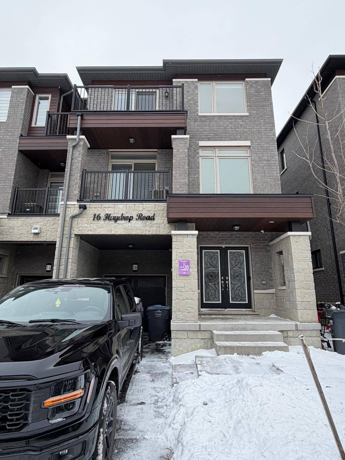 Brampton, ON L6P 4P3,16 Haydrop RD