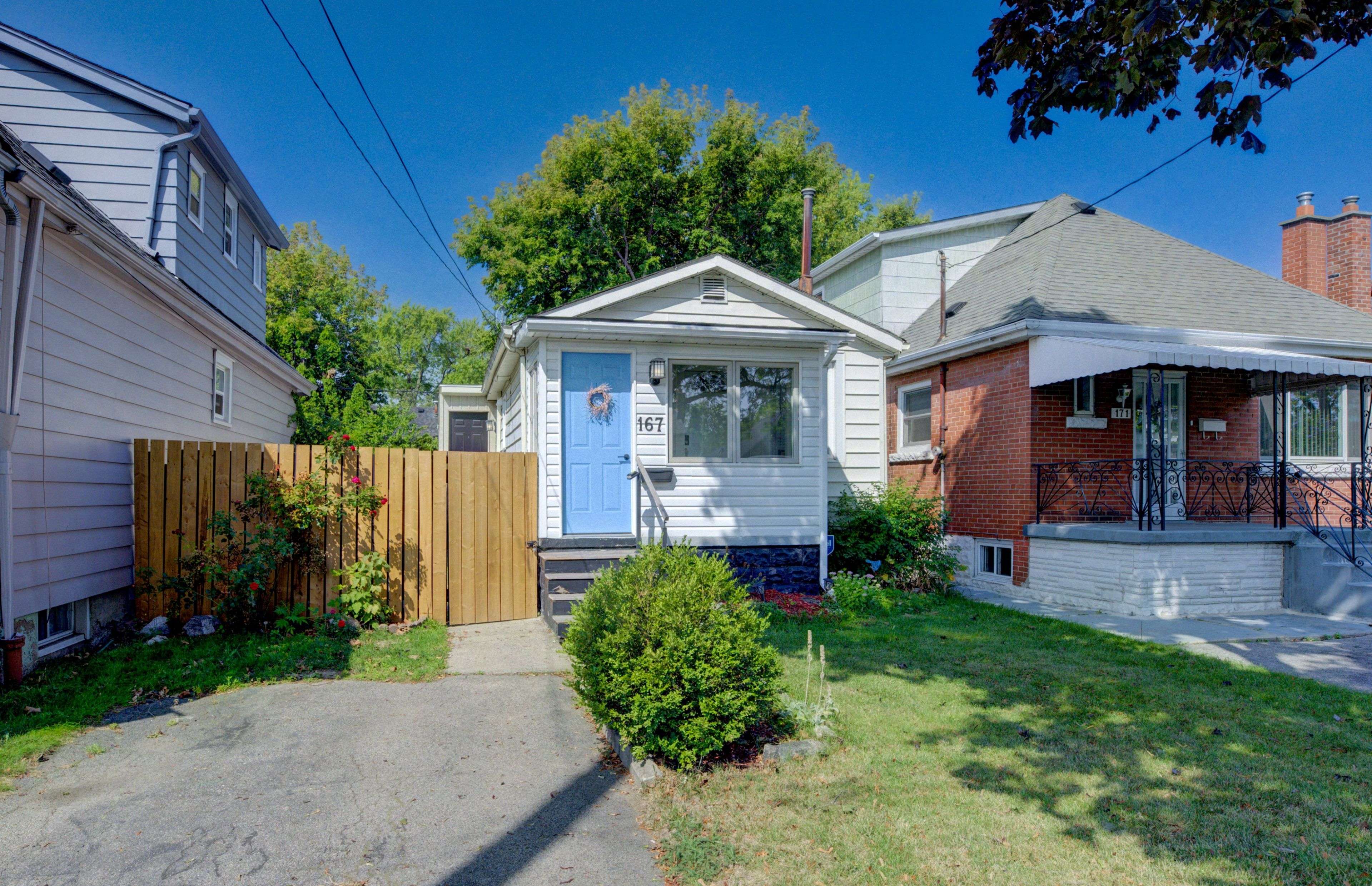 Hamilton, ON L8H 5N9,167 Tolton AVE