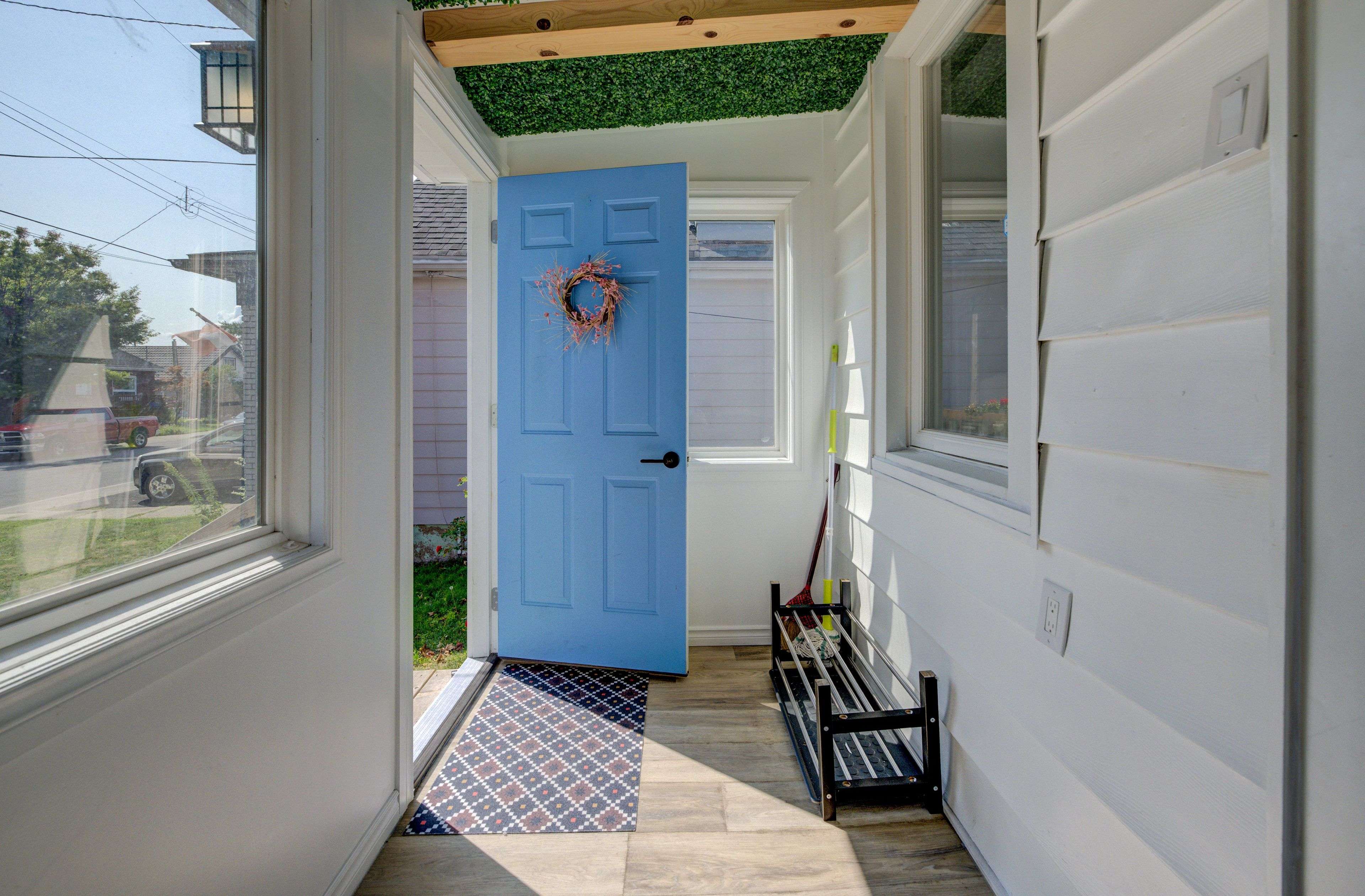 Hamilton, ON L8H 5N9,167 Tolton AVE