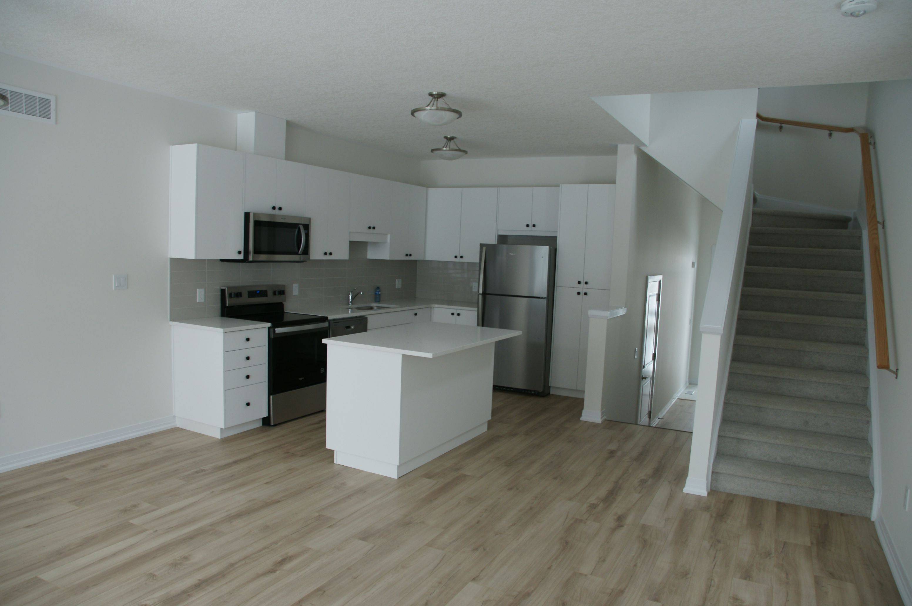 Kitchener, ON N2P 0L5,111 WINTER WREN CRES