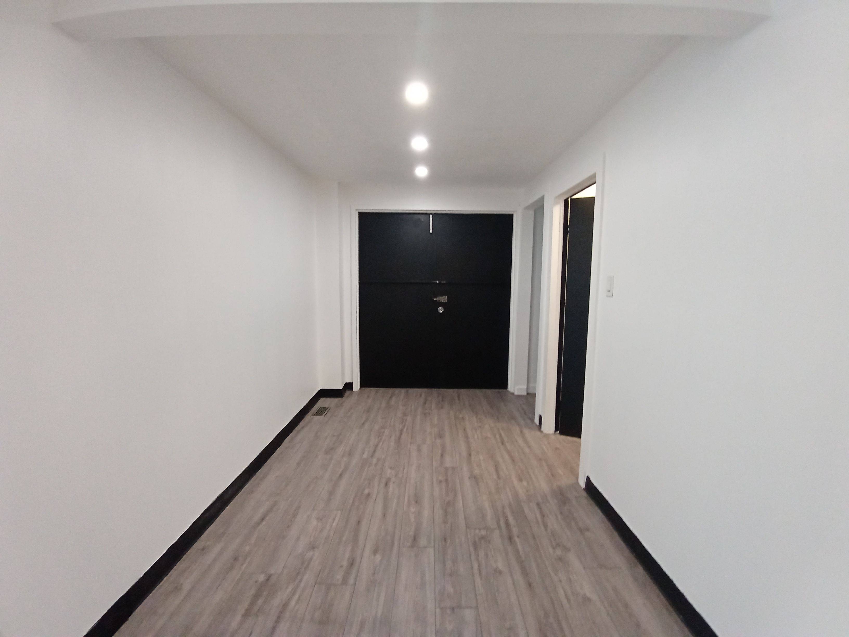 Overbrook - Castleheights And Area, ON K1K 2N8,605 Center ST #101