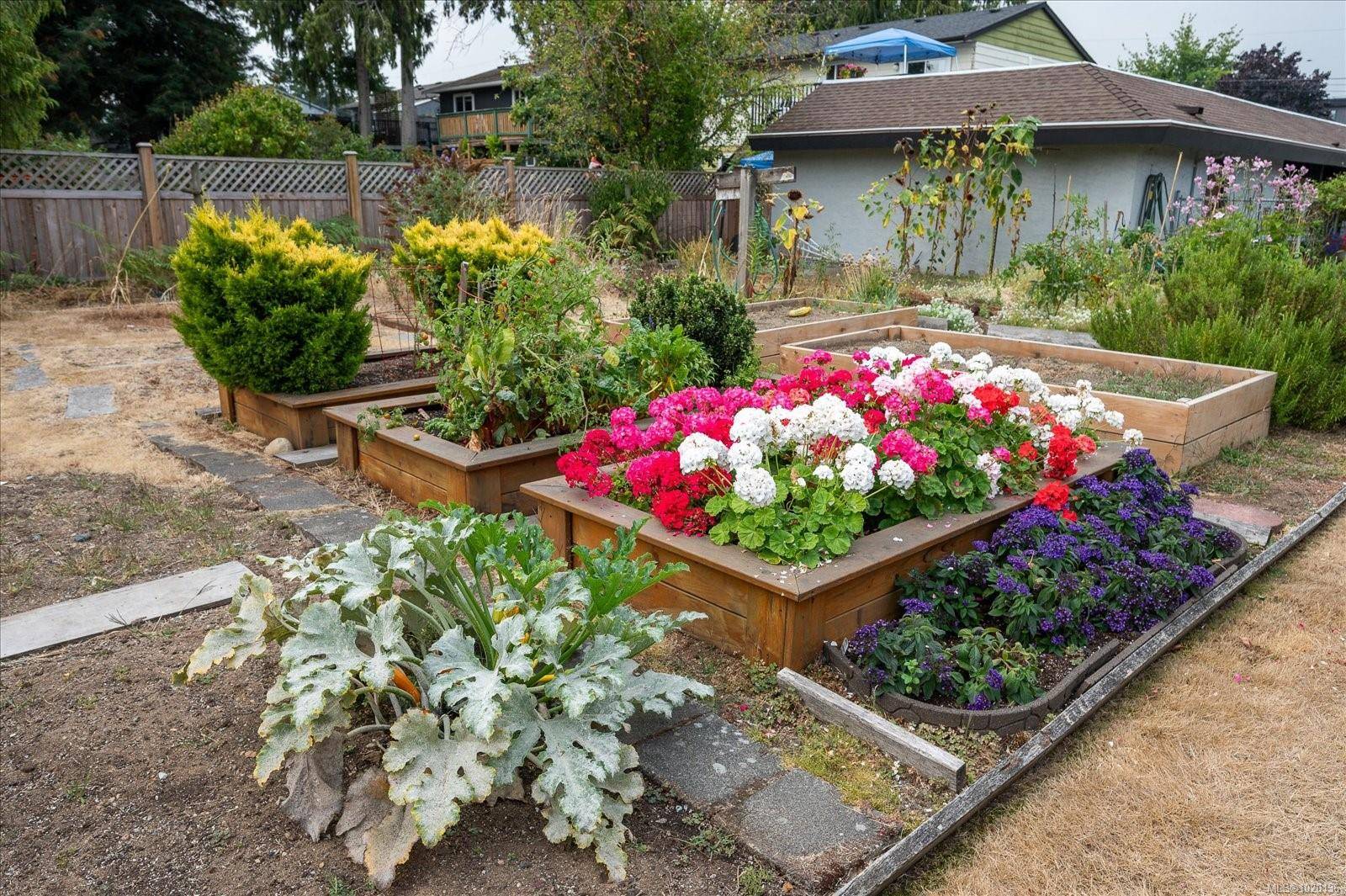 Parksville, BC V9P 2H3,219 Bagshaw St #6