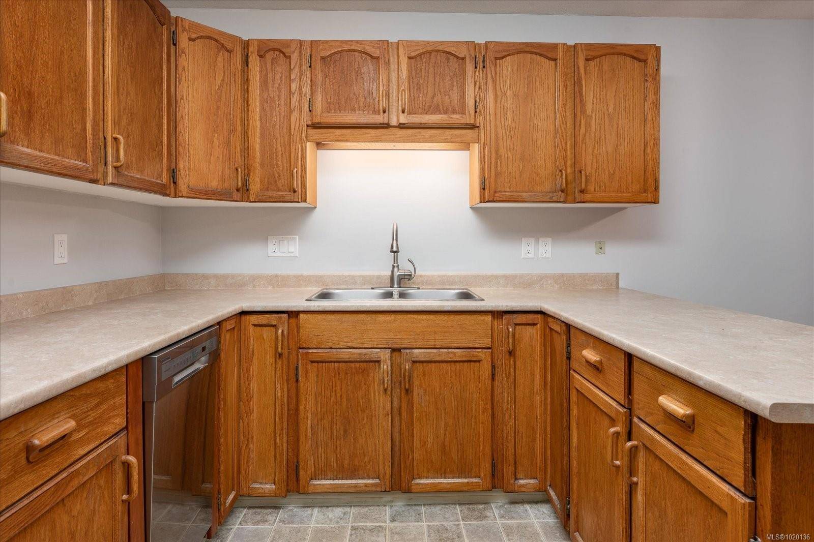 Parksville, BC V9P 2H3,219 Bagshaw St #6