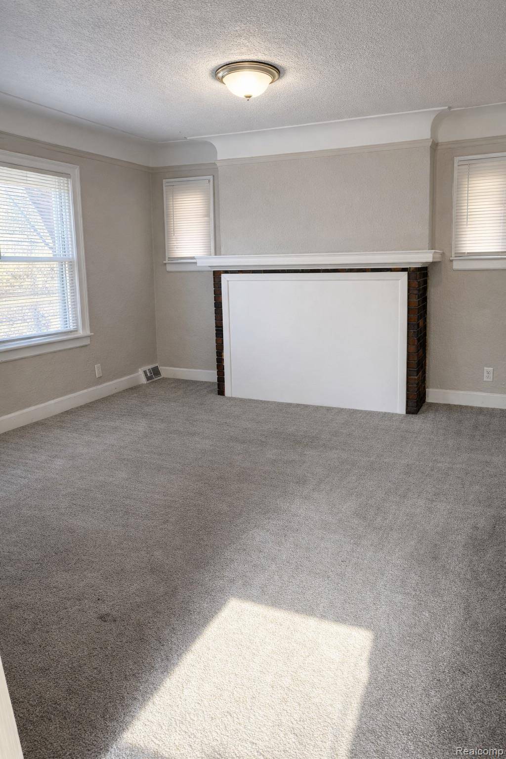 Detroit, MI 48238,15778 Indiana ST