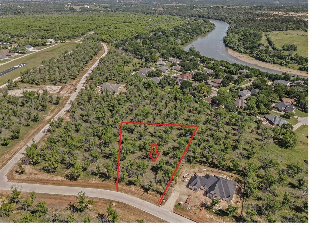Granbury, TX 76049,1006 E Landings Road N