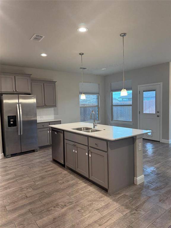 Fort Worth, TX 76247,848 Finchley Drive