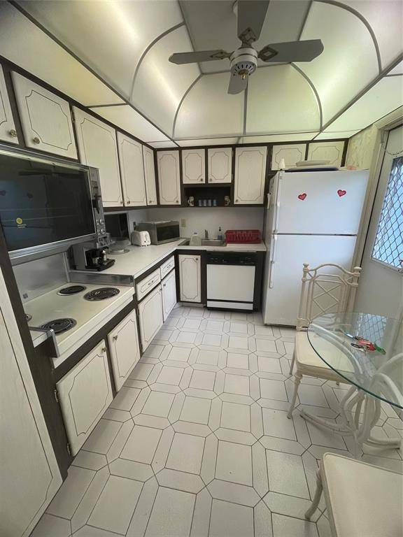 Dania Beach, FL 33004,604 NE 2nd St #231