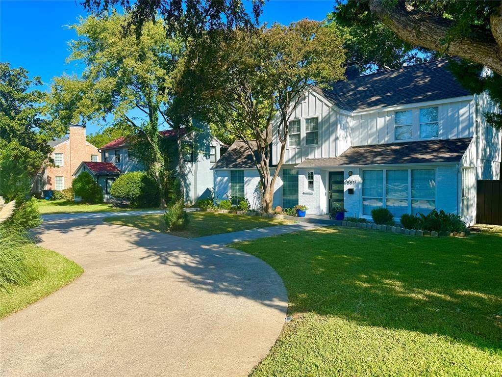 Dallas, TX 75214,6867 Gaston Avenue