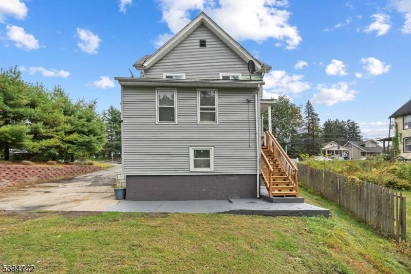 Hamburg Boro, NJ 07419,212 Route 23