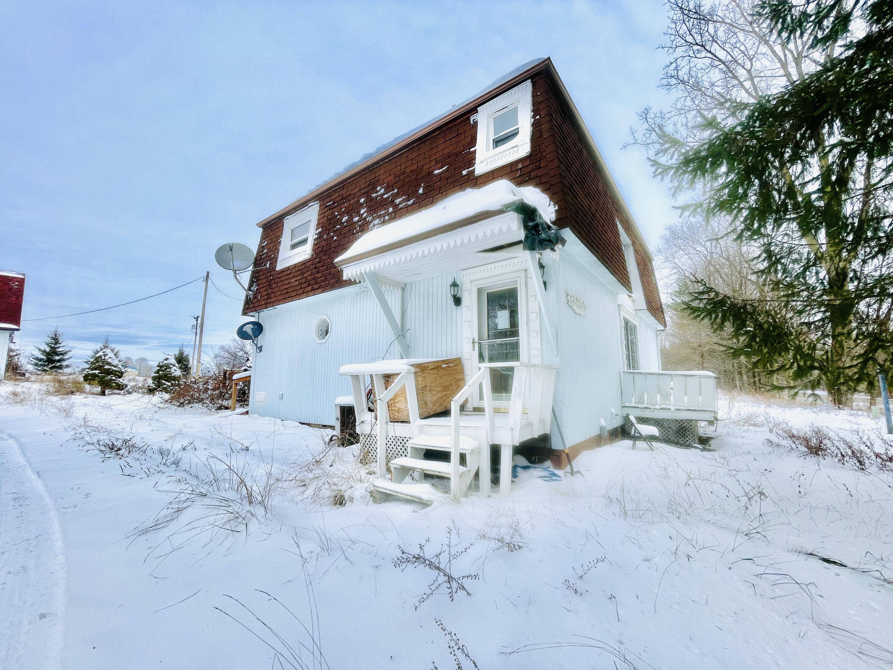 Addison, MI 49220,18600 Manitou RD