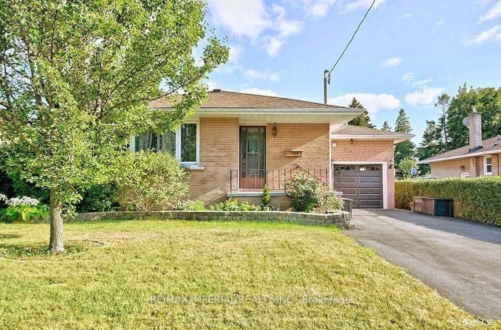 Whitby, ON L1N 1S1,711 Gilbert ST W #Lower