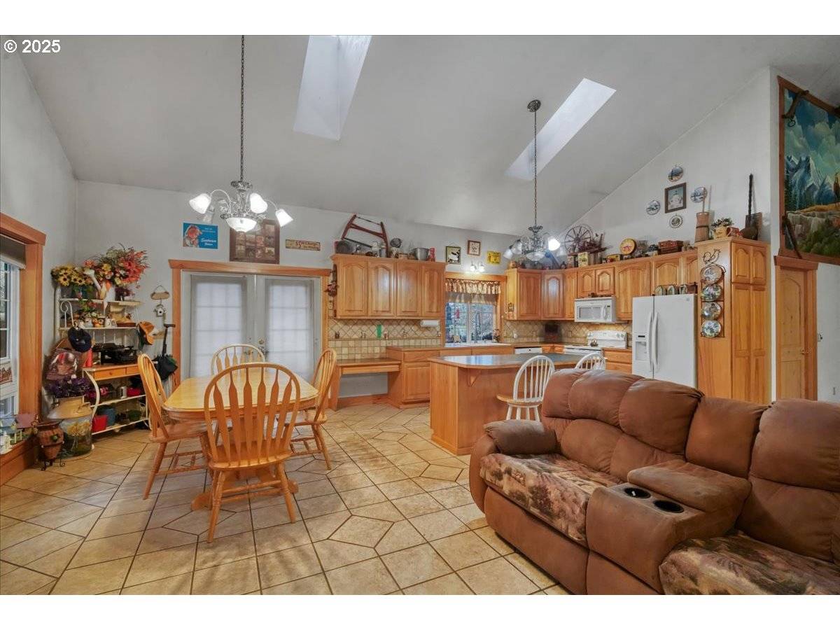 Salkum, WA 98582,2825 US Highway  12