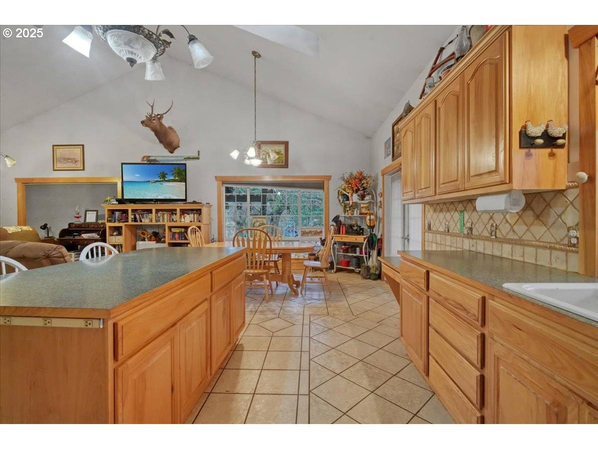 Salkum, WA 98582,2825 US Highway  12