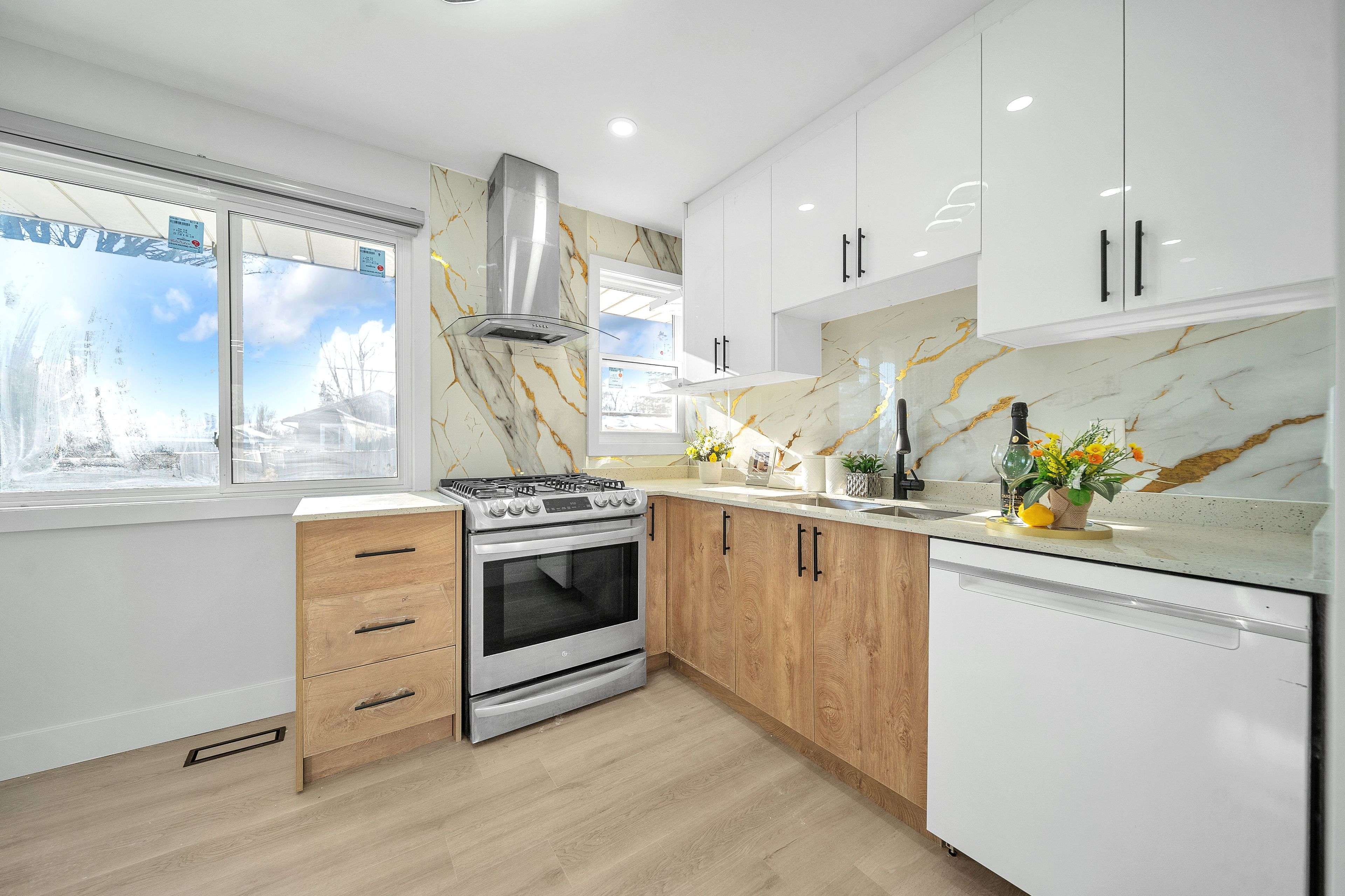 Halton Hills, ON L7G 3V6,102 Prince Charles DR