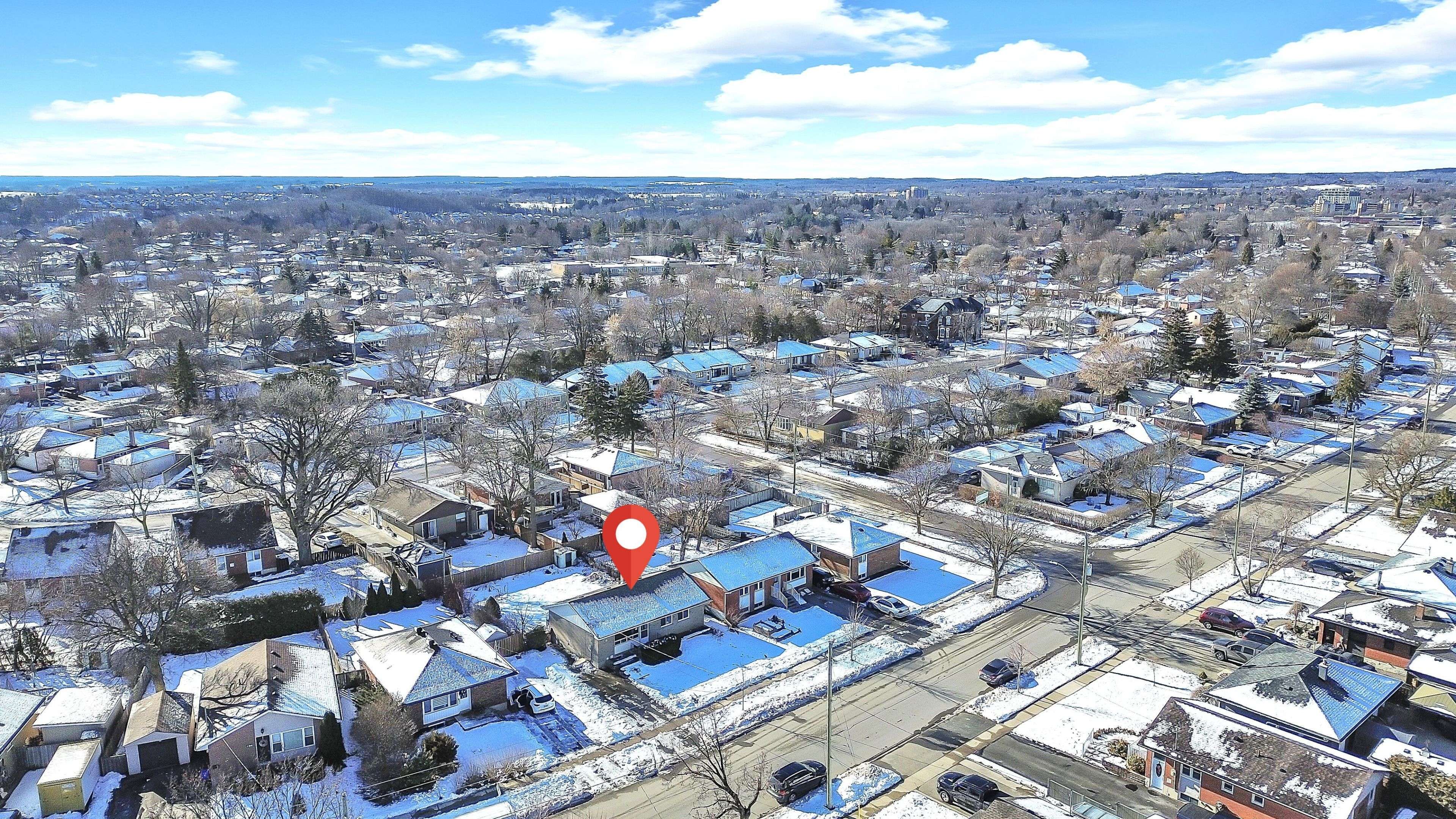 Halton Hills, ON L7G 3V6,102 Prince Charles DR