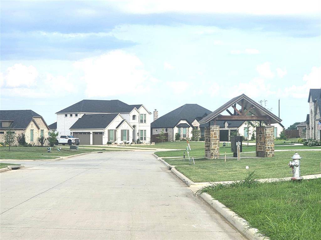 Pottsboro, TX 75076,129 Chisolm Trail