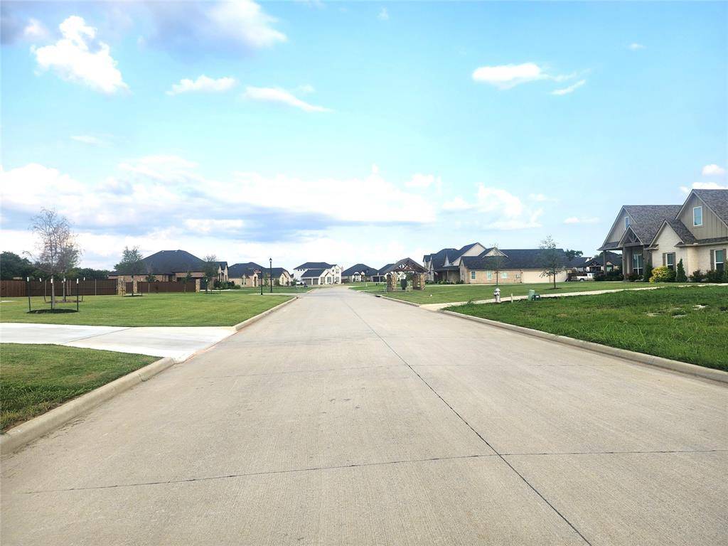 Pottsboro, TX 75076,129 Chisolm Trail