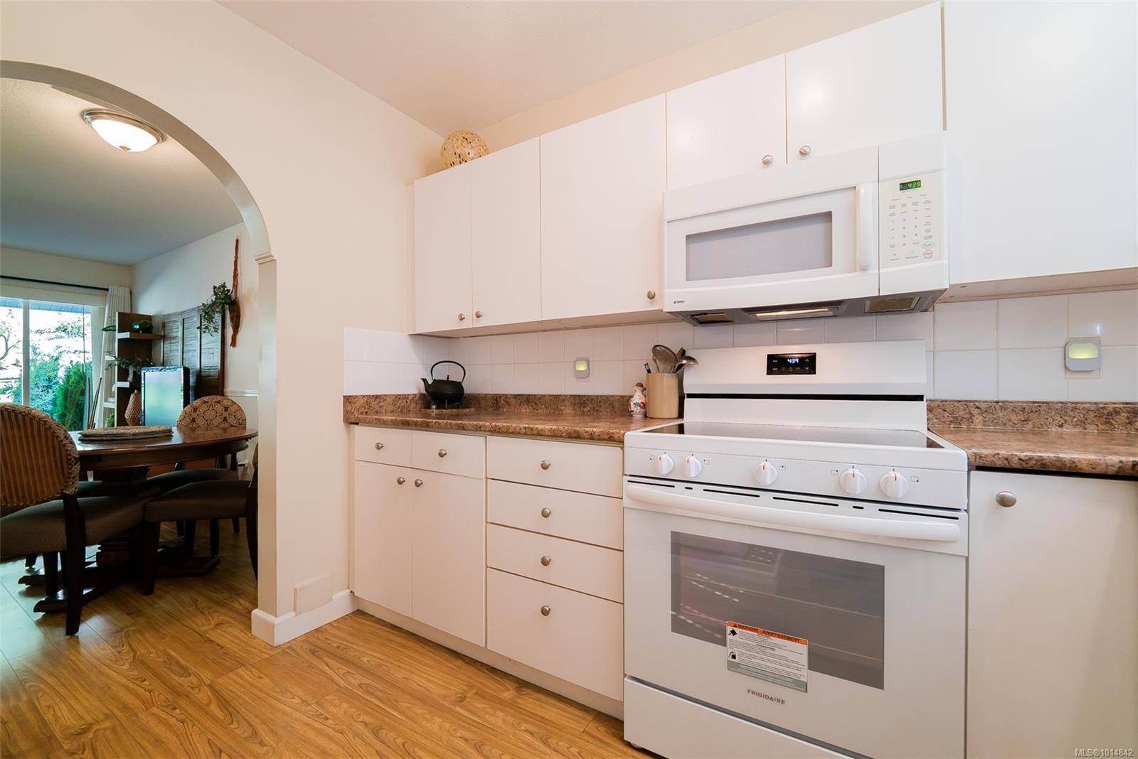 Nanaimo, BC V9T 2Y8,3470 Hillside Ave #2