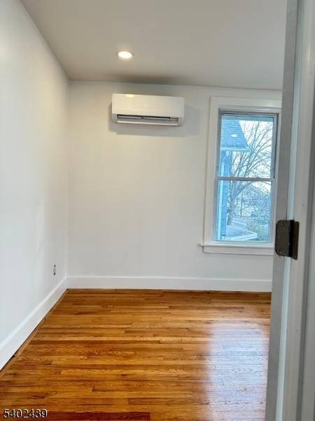 Roselle Boro, NJ 07203,144 W 2Nd Ave #2B