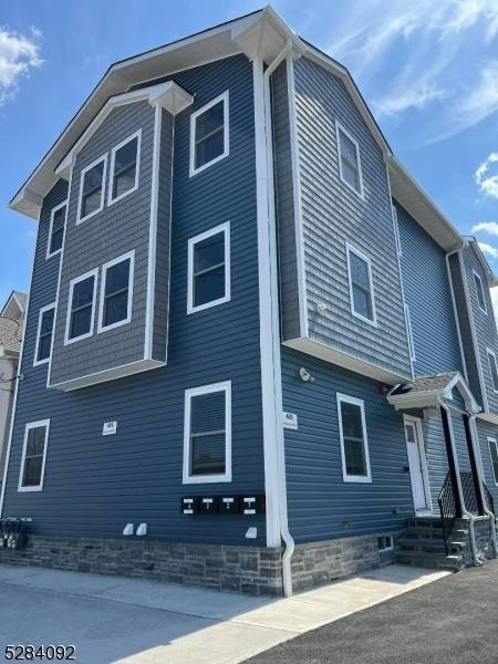 Haledon Boro, NJ 07508,421 Haledon Ave #1