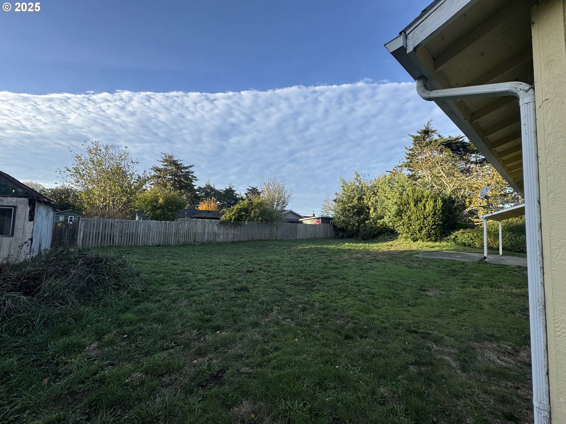 Bandon, OR 97411,950 NE 1ST ST