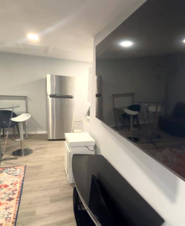 Dallas, TX 75219,4307B Vandelia