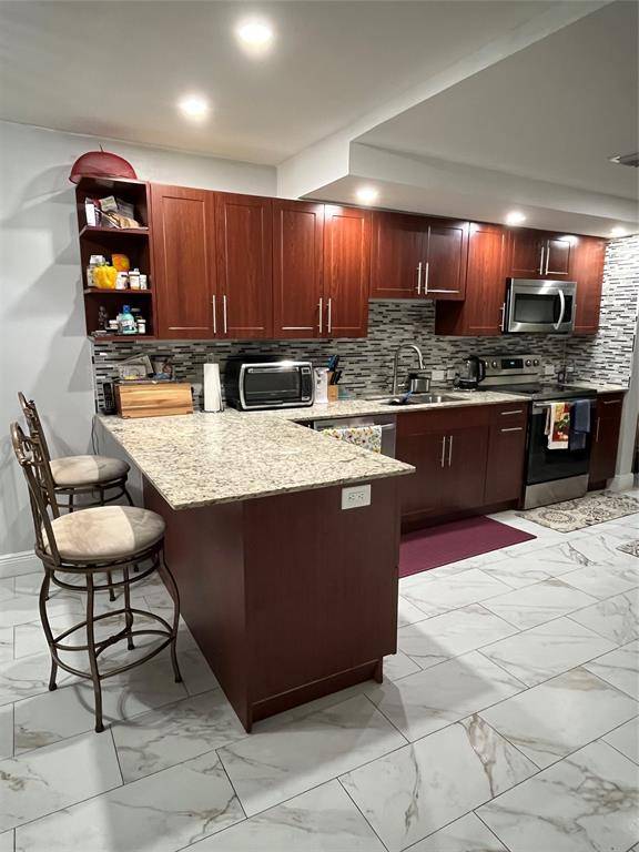 Tamarac, FL 33319,16 Spinning Wheel Ln #16