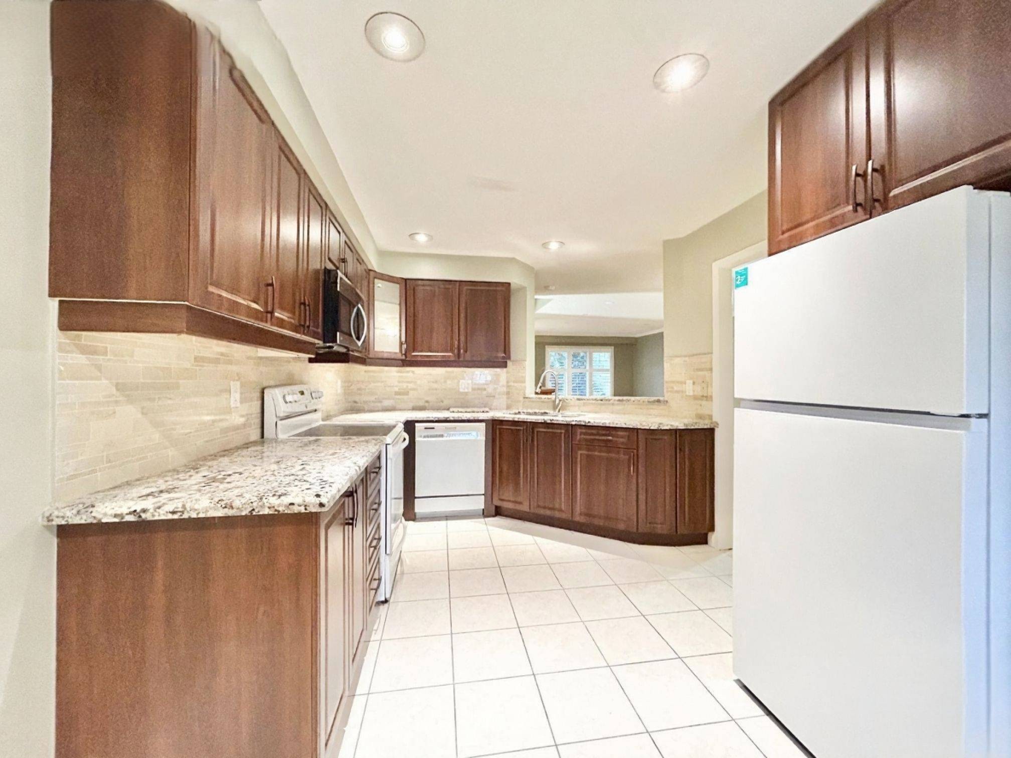 Milton, ON L9T 5N8,66 Manley LN