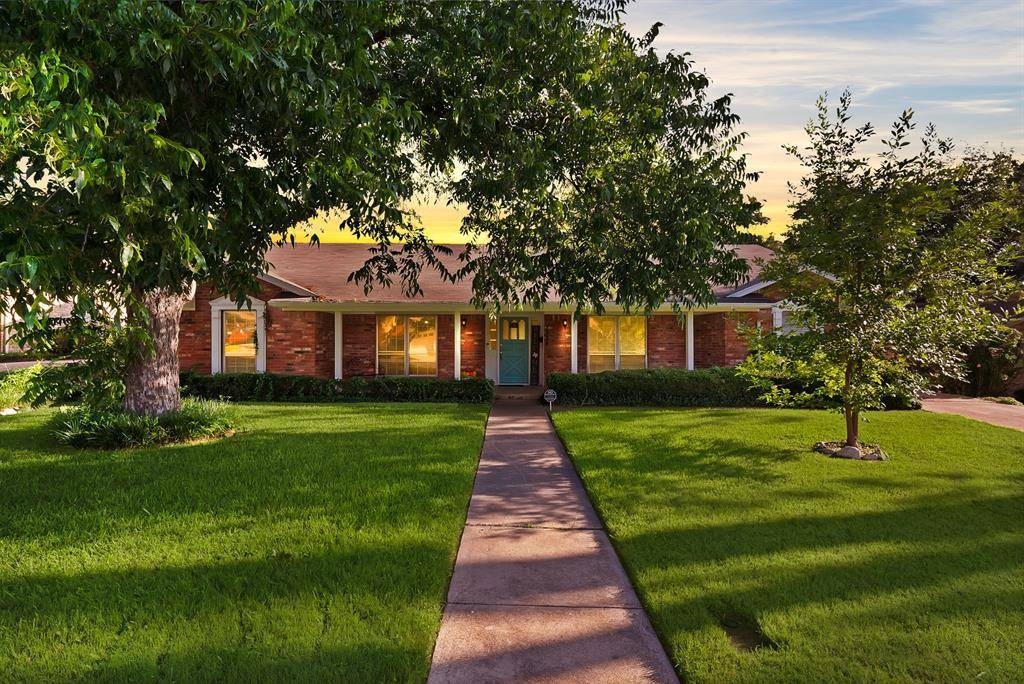 Fort Worth, TX 76112,7329 Yolanda Drive