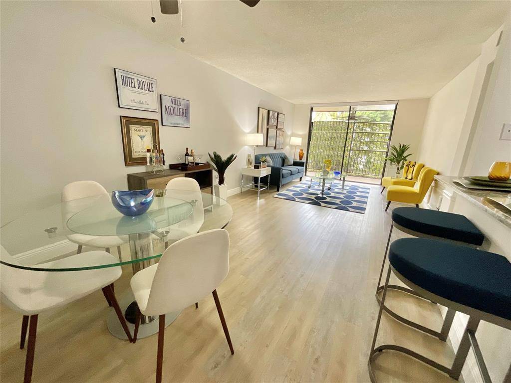 Miami, FL 33172,9517 Fontainebleau Blvd #591-208