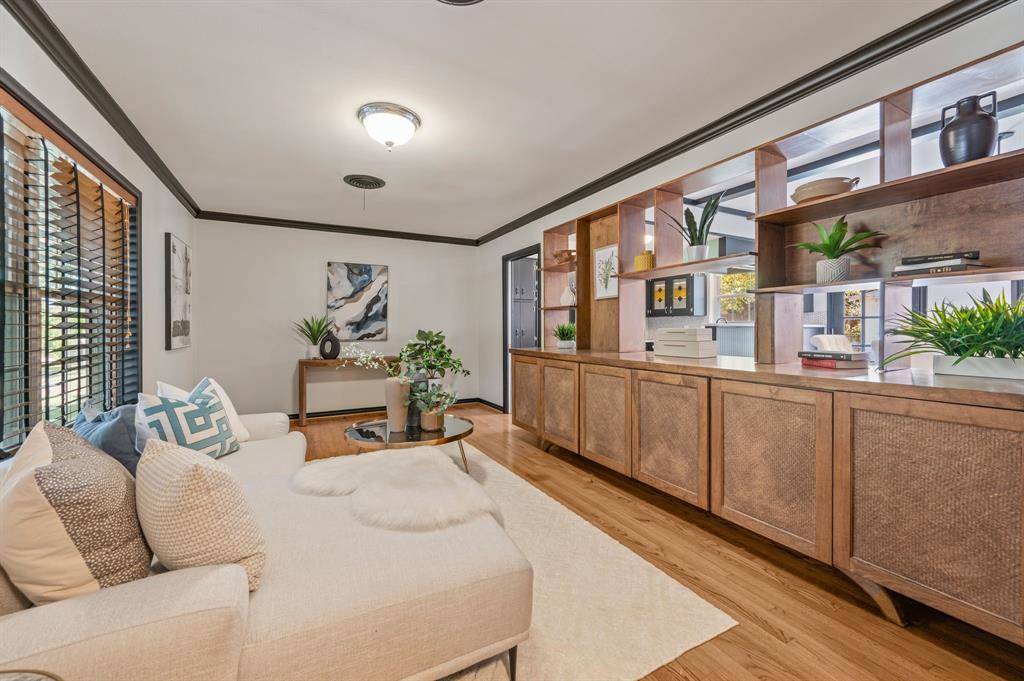 Dallas, TX 75218,11706 Cimarec Street