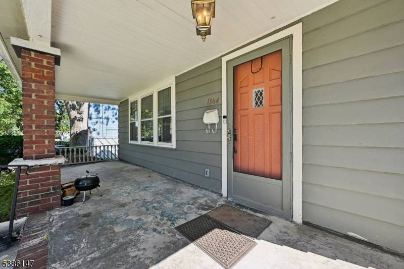 Plainfield City, NJ 07062,1364 George Street