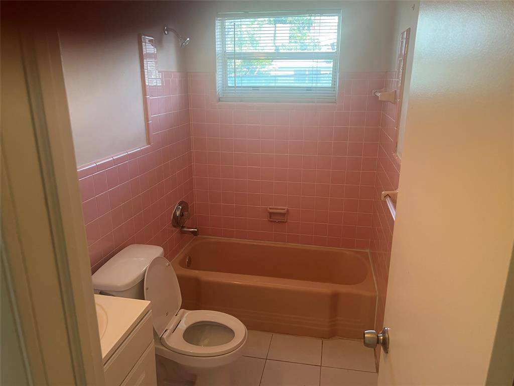 Hollywood, FL 33024,1410 N 65 AVE