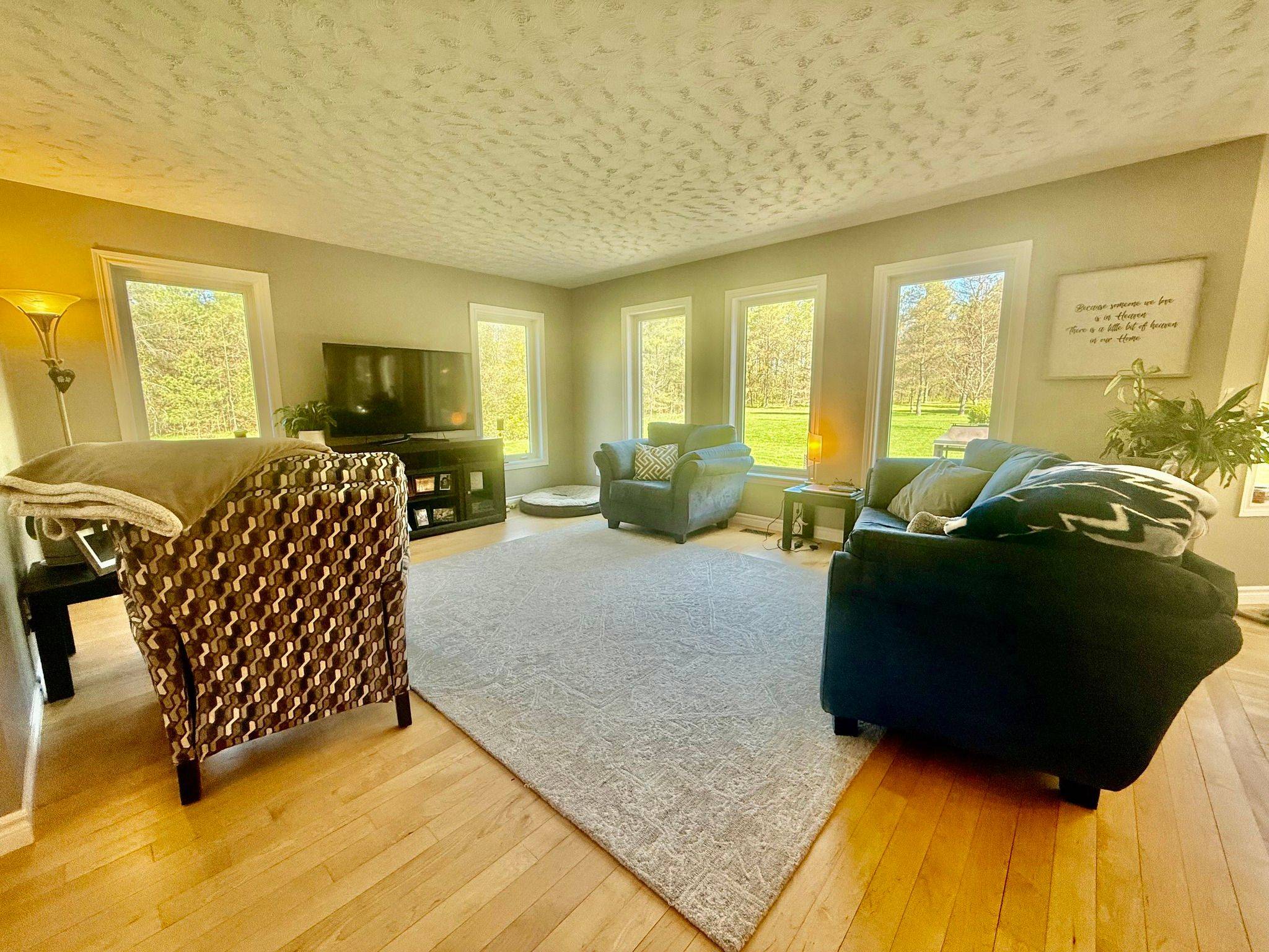 West Grey, ON N0G 1R0,323237 Durham RD E