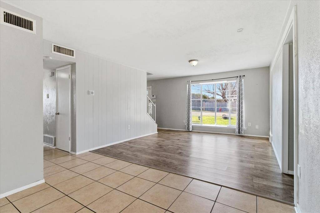 Saginaw, TX 76179,837 S Hampshire Street