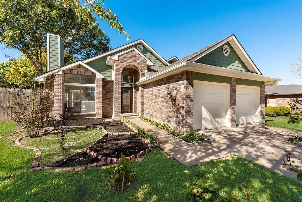 Arlington, TX 76001,6506 Topaz Drive