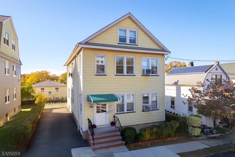 Hillside Twp., NJ 07205,220 Silver Ave