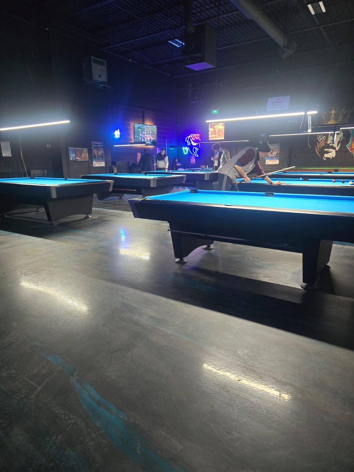 Mississauga, ON L4W 2P9,1331 Crestlawn DR #C