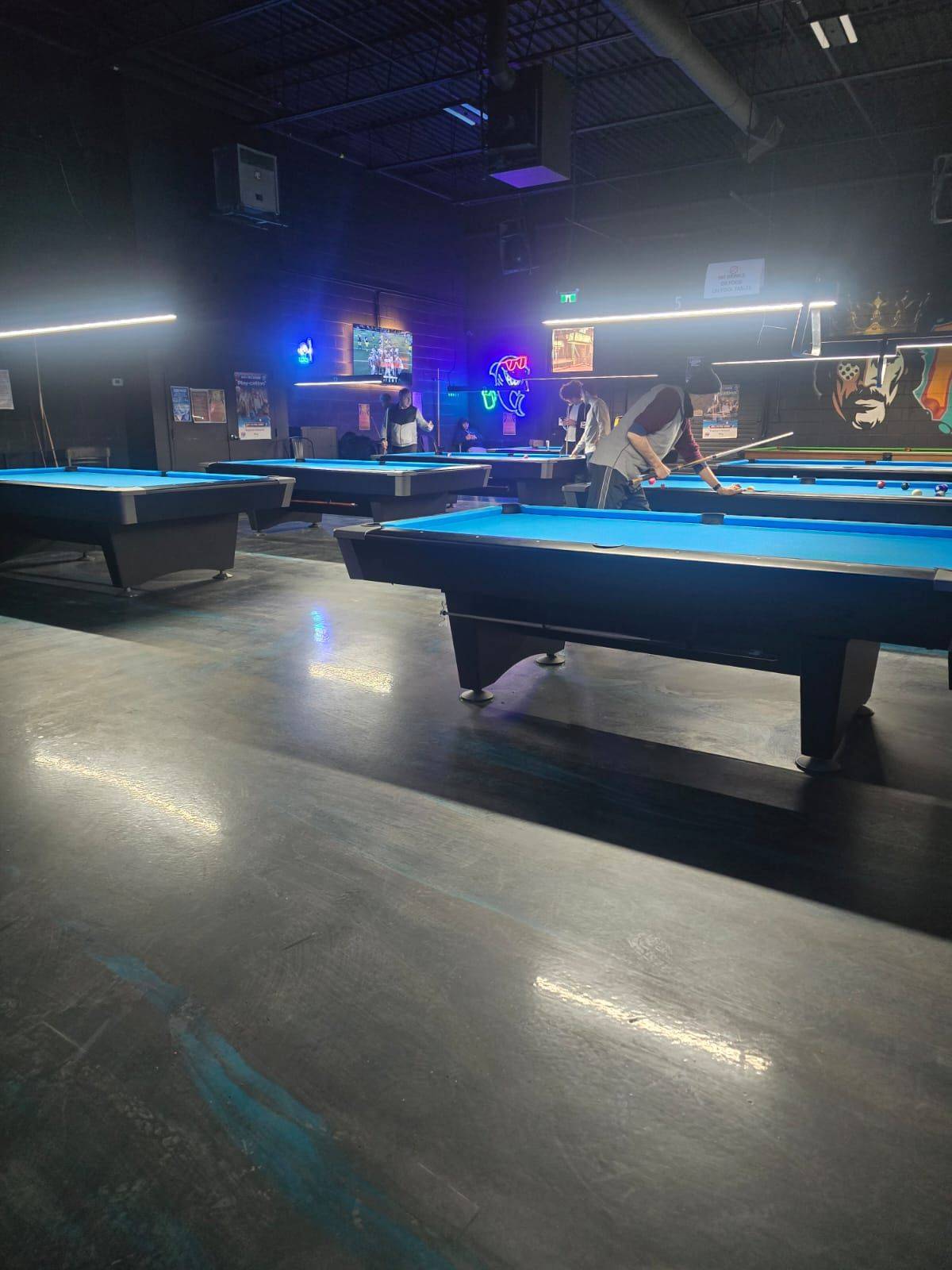 Mississauga, ON L4W 2P9,1331 Crestlawn DR #C