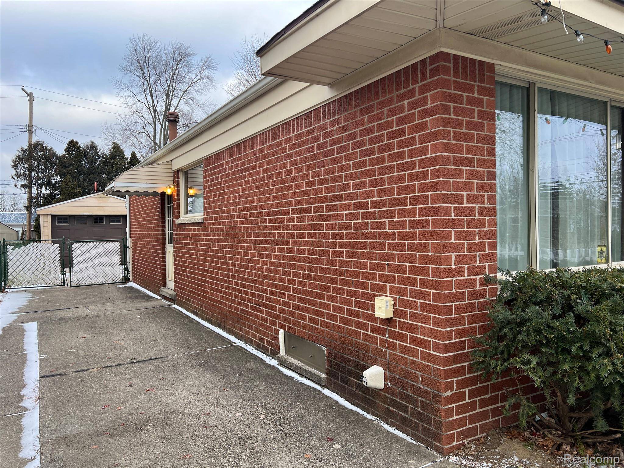 Westland, MI 48186,33626 Hiveley ST