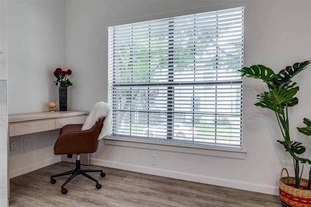 Dallas, TX 75206,6003 Oram Street #106