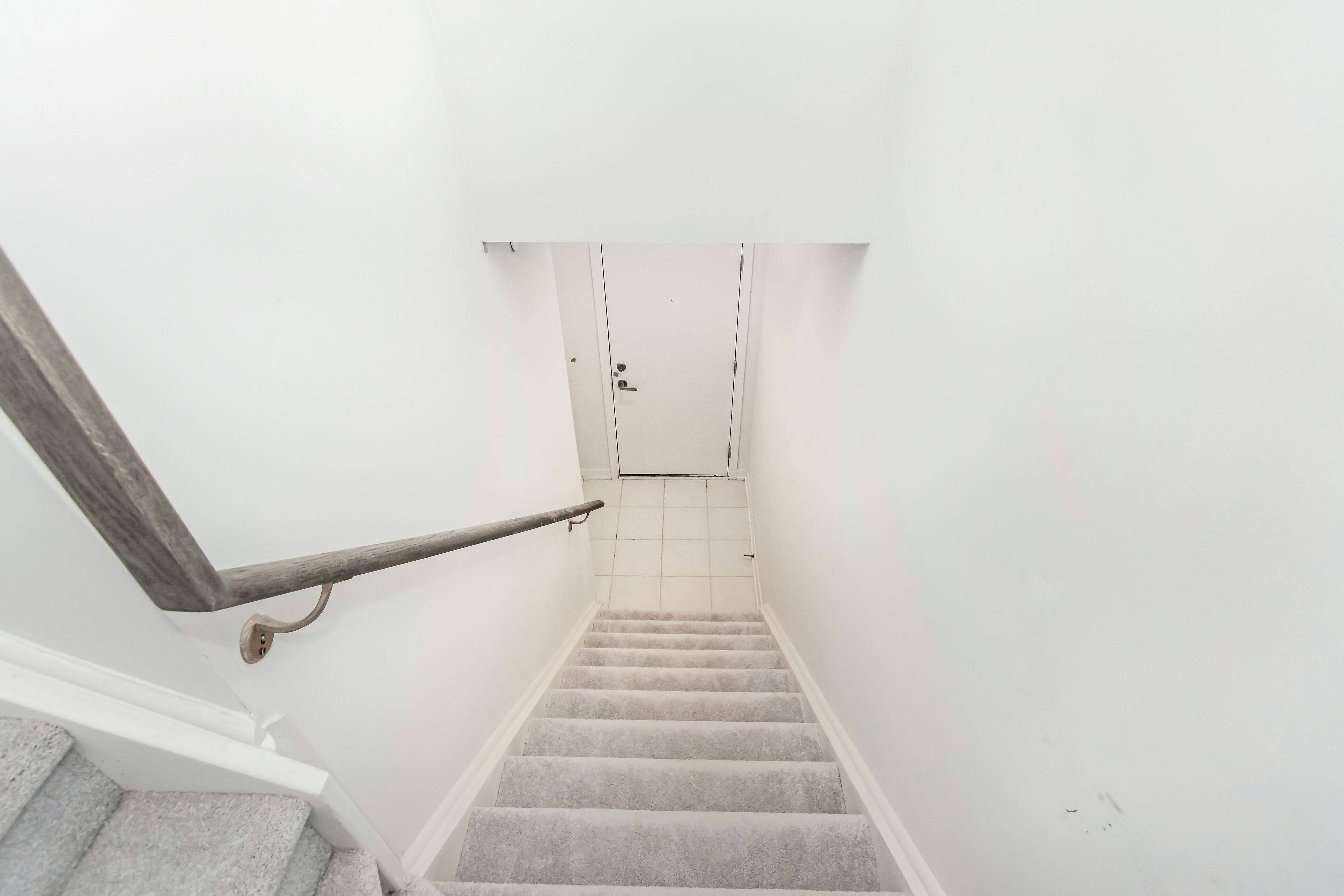 Mississauga, ON L5L 0B9,3415 Ridgeway DR #16