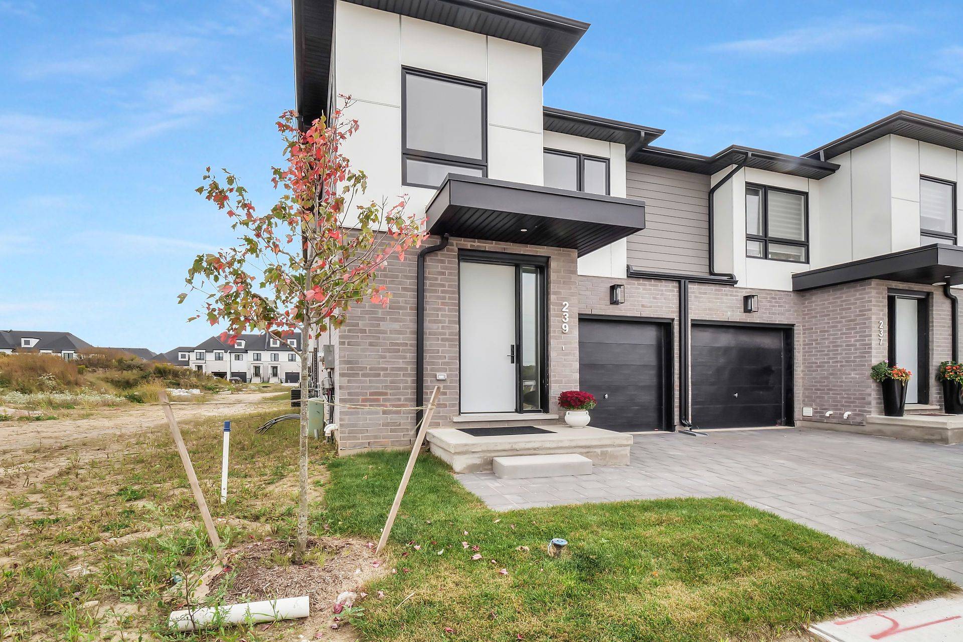 Middlesex Centre, ON N0L 1R0,175 Doan DR #239