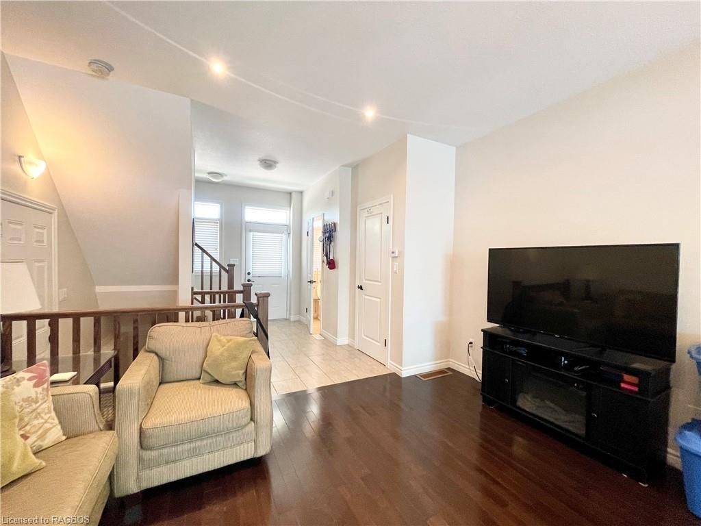 Saugeen Shores, ON N0H 2C3,935 Goderich ST #21