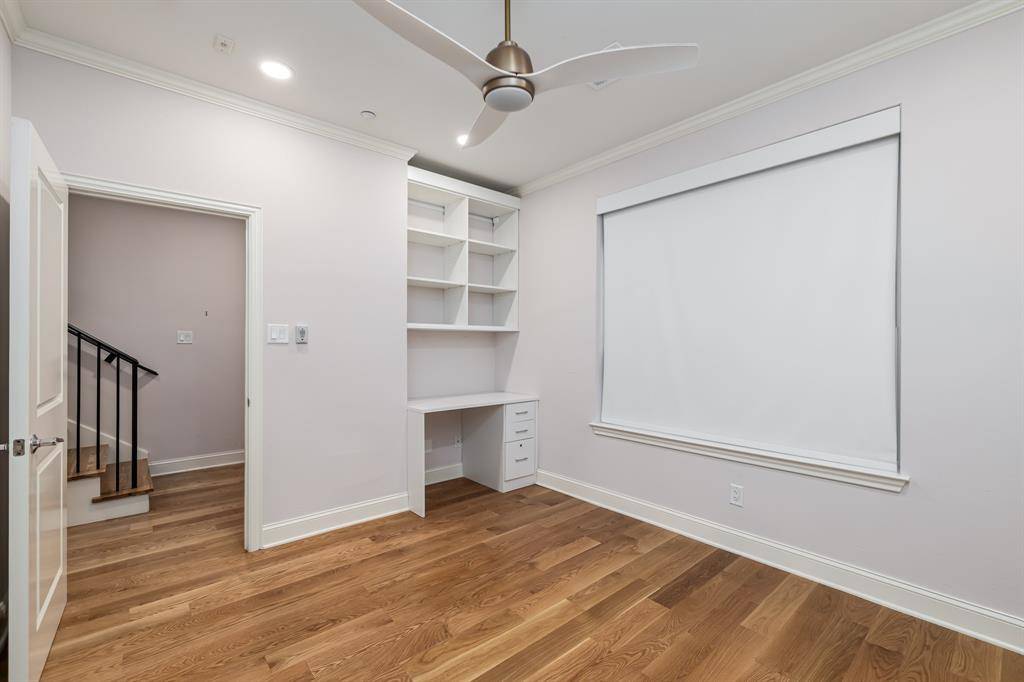 Dallas, TX 75205,4411 Mckinney Avenue #27